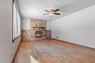 271 S Wood Ave, Peshtigo, WI 54157 - Photo 5