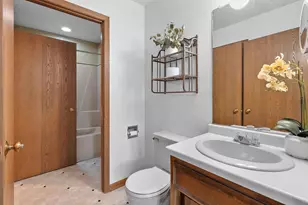 940 Babcock St, Neenah, WI 54956 - Photo 31