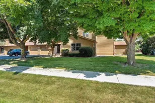 940 Babcock St, Neenah, WI 54956 - Photo 37