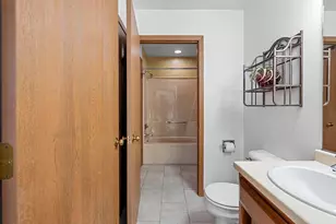 940 Babcock St, Neenah, WI 54956 - Photo 25