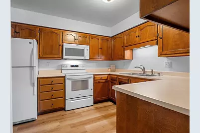 940 Babcock Street #96, Neenah, WI 54956 - Photo 7