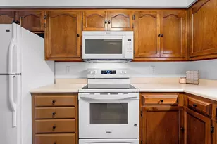 940 Babcock St, Neenah, WI 54956 - Photo 9