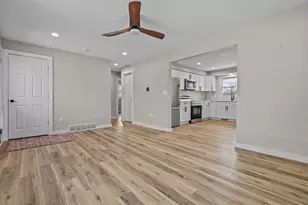 216 Plummer Ave, Neenah, WI 54956 - Photo 5