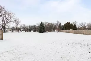 216 Plummer Ave, Neenah, WI 54956 - Photo 19