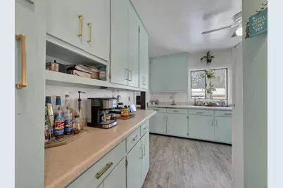 1327 Doty Street, Green Bay, WI 54301 - Photo 15