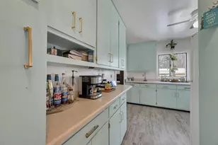 1327 Doty St, Green Bay, WI 54301 - Photo 15