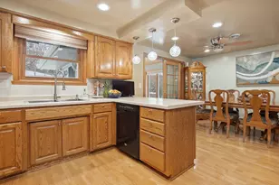 250 Michelle Ct, Green Bay, WI 54302 - Photo 11