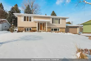 250 Michelle Ct, Green Bay, WI 54302 - Photo 1