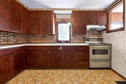 311 Isabella Street, Neenah, WI 54956 - Photo 5