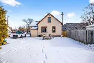 311 Isabella St, Neenah, WI 54956 - Photo 29