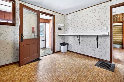 311 Isabella Street, Neenah, WI 54956 - Photo 9