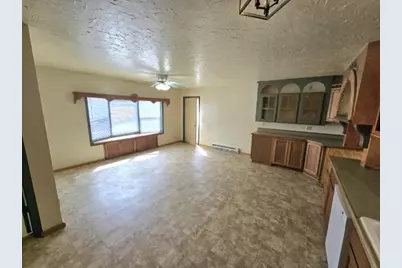 214 Pearl Avenue, Shawano, WI 54166 - Photo 3
