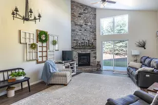 2723 River Ln, Two Rivers, WI 54241 - Photo 9