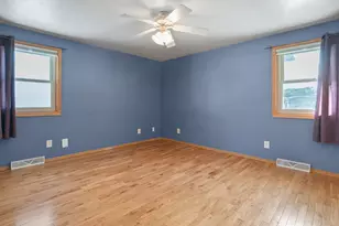 2977 Belle Plane Rd, Green Bay, WI 54313 - Photo 19