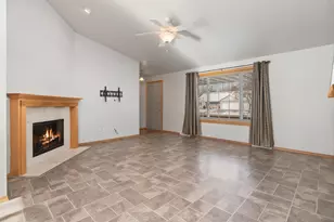 2977 Belle Plane Rd, Green Bay, WI 54313 - Photo 7