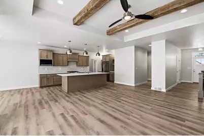 2712 Creekwood Circle, Green Bay, WI 54311 - Photo 11