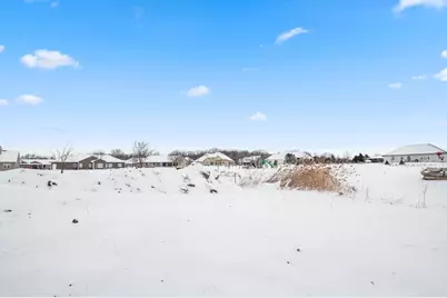 2712 Creekwood Circle, Green Bay, WI 54311 - Photo 53