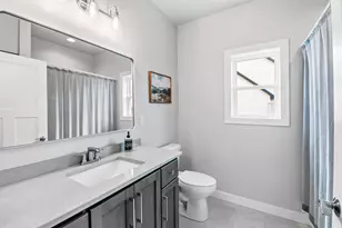 2712 Creekwood Cir, Green Bay, WI 54311 - Photo 23