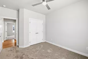 2712 Creekwood Cir, Green Bay, WI 54311 - Photo 17