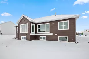 2712 Creekwood Cir, Green Bay, WI 54311 - Photo 51