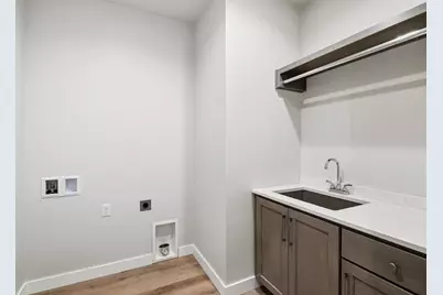 2712 Creekwood Circle, Green Bay, WI 54311 - Photo 23