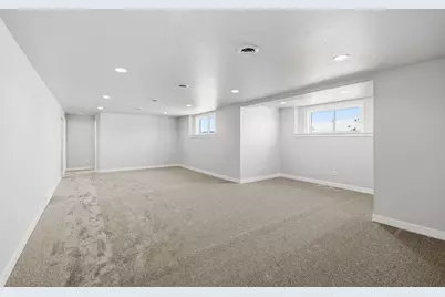 2712 Creekwood Circle, Green Bay, WI 54311 - Photo 33