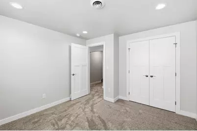 2712 Creekwood Circle, Green Bay, WI 54311 - Photo 39