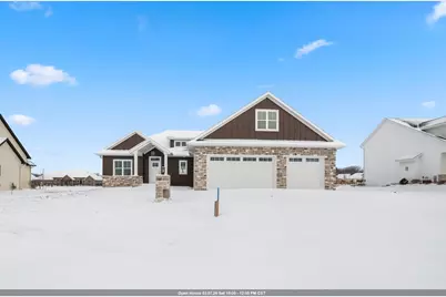 2712 Creekwood Circle, Green Bay, WI 54311 - Photo 1