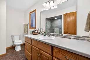 1156 Shaggy Bark Dr, Neenah, WI 54956 - Photo 33