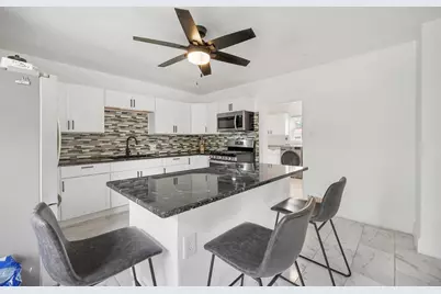 1411 Shawano Avenue, Green Bay, WI 54303 - Photo 3