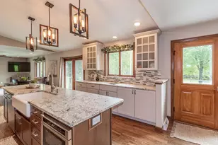 E8130 Flease Rd, Mukwa, WI 54961 - Photo 7