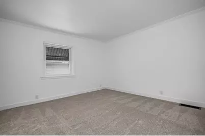 356 W 9th Avenue, Oshkosh, WI 54902 - Photo 11