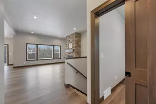 2580 N Stellita Cir, De Pere, WI 54115 - Photo 3