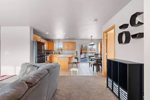 2113 Bufflehead Ln, Green Bay, WI 54311 - Photo 3