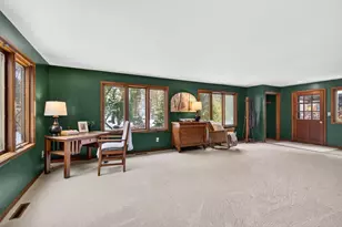 520 E Cecil St, Neenah, WI 54956 - Photo 9