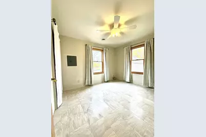 1378 Thrush Street, Green Bay, WI 54303 - Photo 5