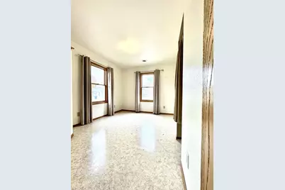 1378 Thrush Street, Green Bay, WI 54303 - Photo 7