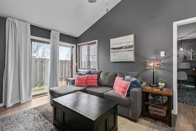 1391 W 18th Avenue, Oshkosh, WI 54902 - Photo 11