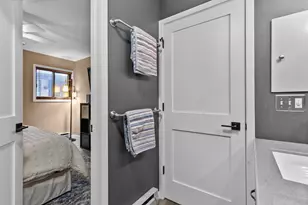 1391 W 18th Ave, Oshkosh, WI 54902 - Photo 25