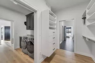 396 Aldon Cir, Green Bay, WI 54304 - Photo 29