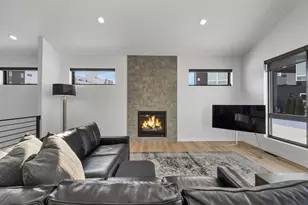 396 Aldon Cir, Green Bay, WI 54304 - Photo 19