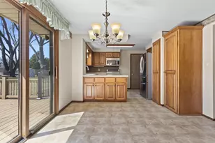 1281 Vly Vw Rd, Green Bay, WI 54304 - Photo 13