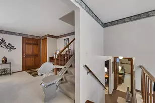 1281 Vly Vw Rd, Green Bay, WI 54304 - Photo 19