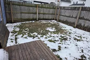 505 St Clair St, Manitowoc, WI 54220 - Photo 3