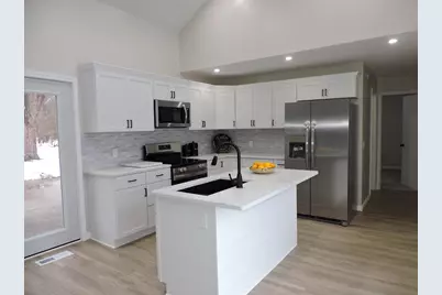 6055 Hiawatha Heights Drive, Winneconne, WI 54986 - Photo 5