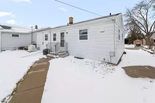 308 Bischoff St, Fond du Lac, WI 54935 - Photo 25