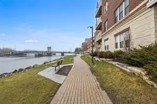 118 S Washington Street, Green Bay, WI 54301 - Photo 37