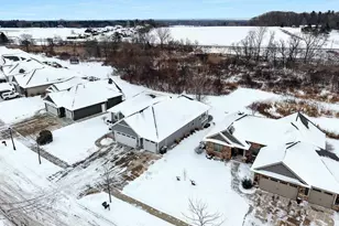 1626 Steiner Ln, Green Bay, WI 54303 - Photo 71