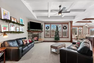 1626 Steiner Ln, Green Bay, WI 54303 - Photo 7