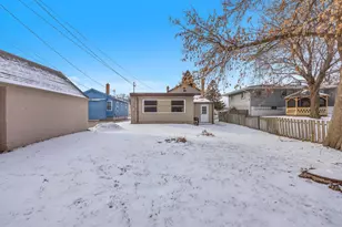 1619 N 27th St, Sheboygan, WI 53081 - Photo 3